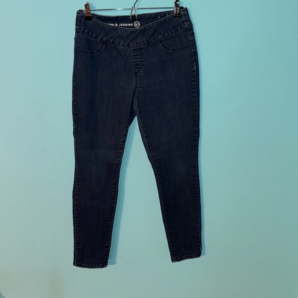 2/$10 Jeggings sz Medium / 10